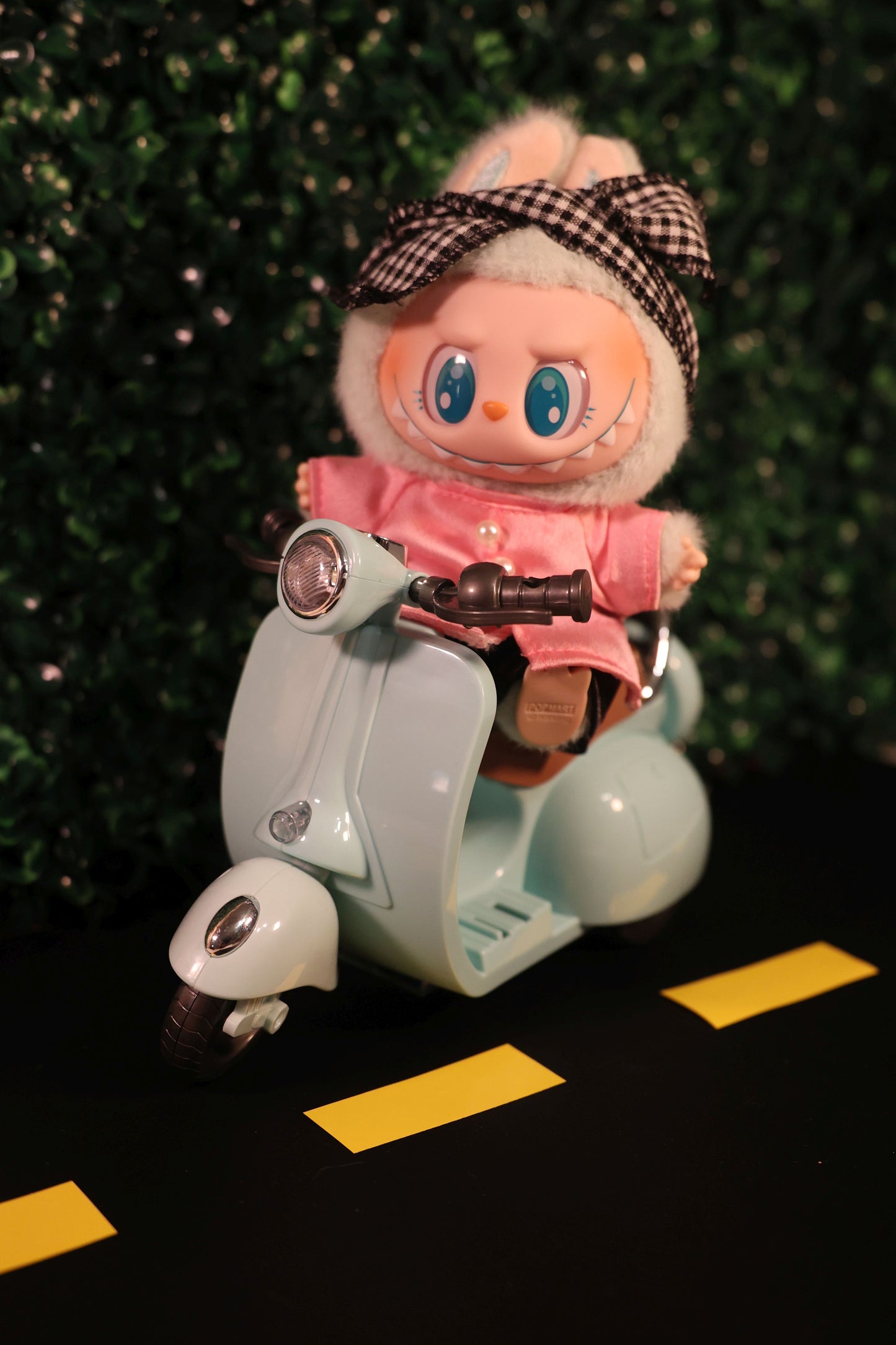 Mini Vespa Toy – A Whimsical Ride for Your Labubu
