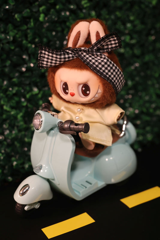 Mini Vespa Toy – A Whimsical Ride for Your Labubu